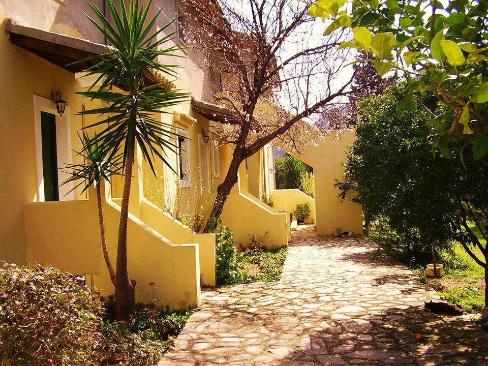 Corfu Hotel Apartments 바니체스 외부 사진